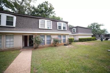 Main picture of Chateau Deville