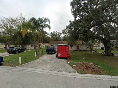 Main picture of 33 Road Ave