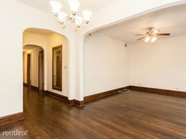 Main picture of 3047 W Logan Blvd