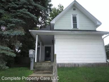 Main picture of 1651 W 2nd St