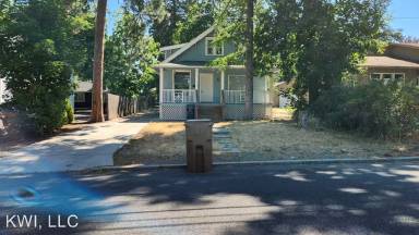 Main picture of 3027 S Arthur St