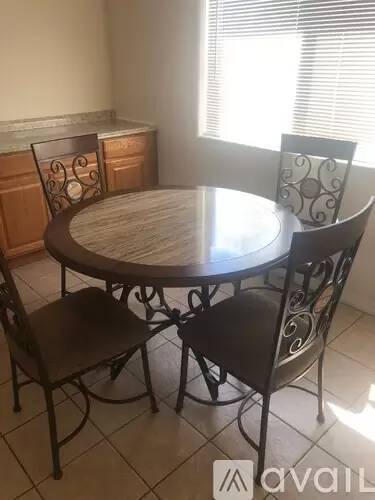 Main picture of 2445 Cliff Rose Way