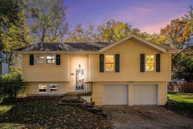 Main picture of 311 NE 101st Pl