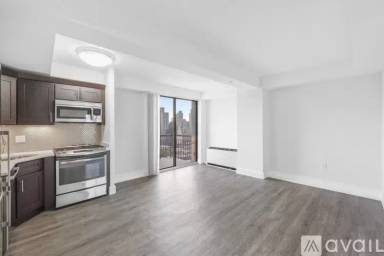 Main picture of 301 E 91st St