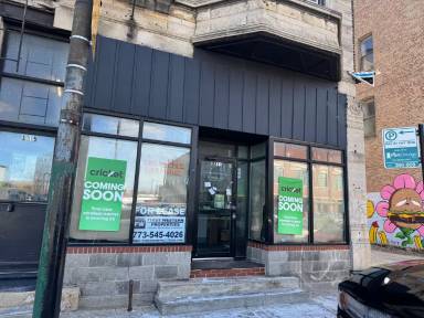 Main picture of 3215 W Cermak Rd