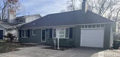 Main picture of 2923 W 50th St