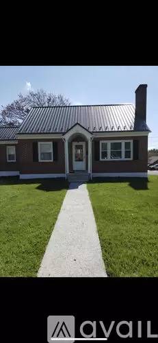 Main picture of 795 N 2nd St