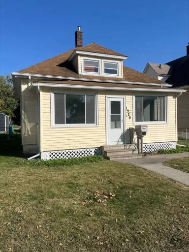 Main picture of 1926 3rd St
