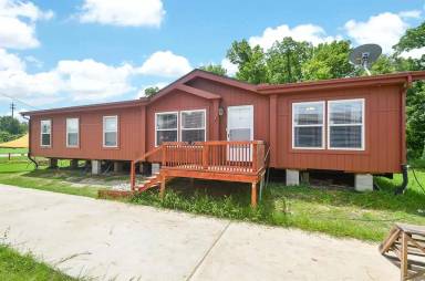 Main picture of 555 Pittman Rd
