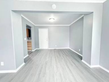 Main picture of 207 E Bancroft St