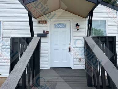 Main picture of 4772 SE 23rd St