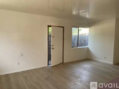 Main picture of 3820 W 119th St