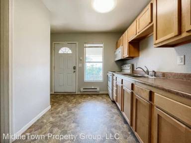 Main picture of 1300 N Granville Ave