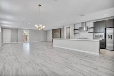 Main picture of 1335 S 8th St