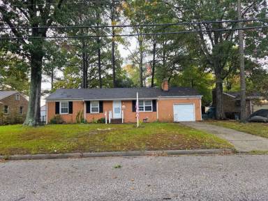Main picture of 806 Balthrope Rd