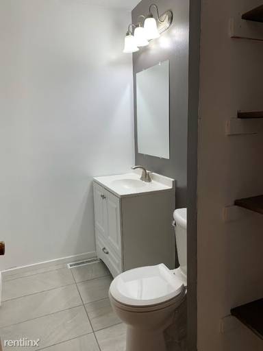 Main picture of 10769 Butternut St NW