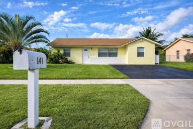 Main picture of 141 NE 17th Ct