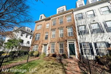 Main picture of 815 G St SW