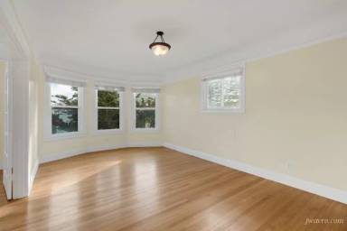 Main picture of 374 Parnassus Ave