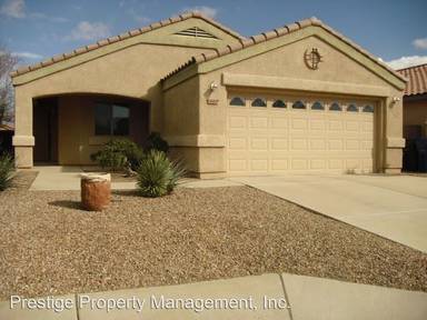 Main picture of 10429 E Oakbrook St