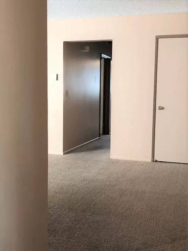 Main picture of Irvington Court Apartments