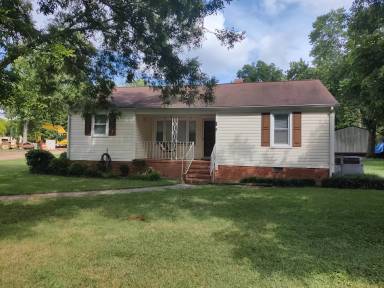 Main picture of 14920 N Old Statesville Rd