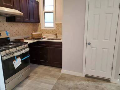 Main picture of 2024 E 18th St