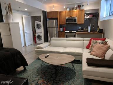 Main picture of Off Centre Lofts