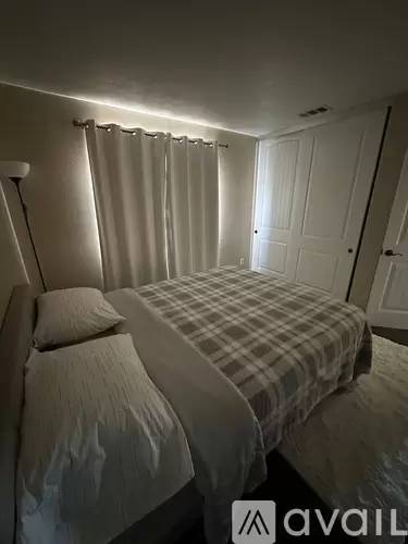 Main picture of 15251 Halinor St