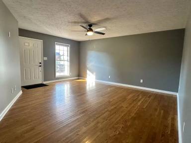 Main picture of 177 Hedgeway Ct