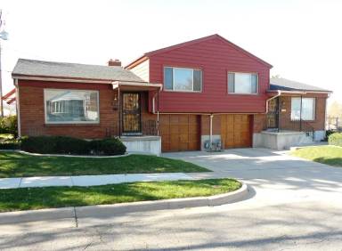 Main picture of 2308 E Garfield Ave