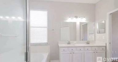 Main picture of 18212 Holly Hills Way