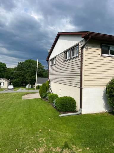 Main picture of 916 Hornick St