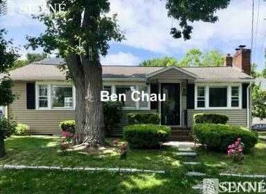 Main picture of 174 Seminole Ave