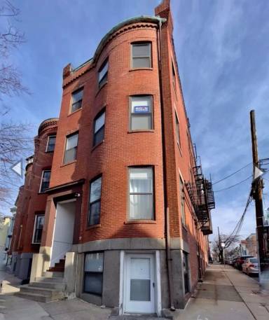 Main picture of 379 Meridian St