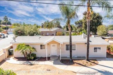 Main picture of 1327 S Citrus Ave