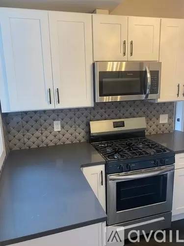 Main picture of 3968 N Elston Ave