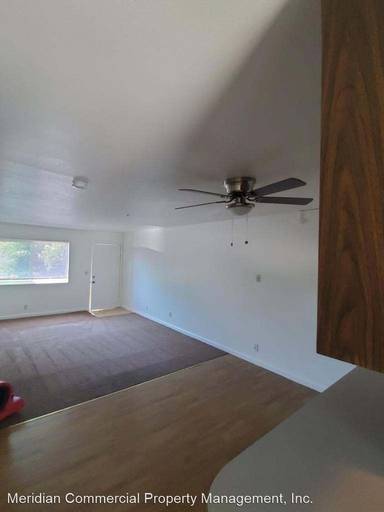 Main picture of 926 Sunset Ave