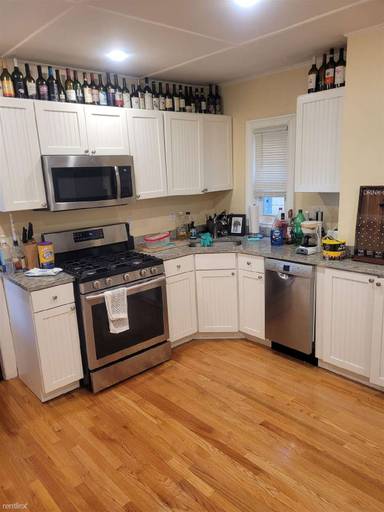 Main picture of 28 Otis St