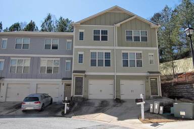 Main picture of 1833 Liberty Pkwy NW