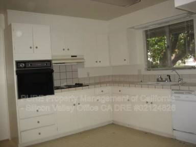 Main picture of 1218 Dresden Way