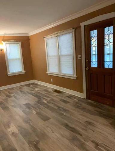Main picture of 2847 W Howett St Peoria Il 61605