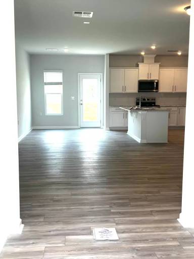 Main picture of 827 McKenzie Park Ter