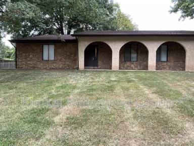 Main picture of 23 Innsbruck Ln