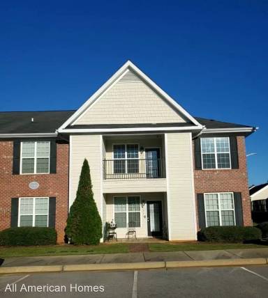 Main picture of 1908 Harcourt Cir