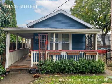 Main picture of 7116 SE Steele St