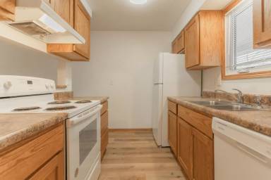 Main picture of 1215 A St