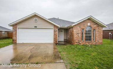 Main picture of 613 Bliss Cir