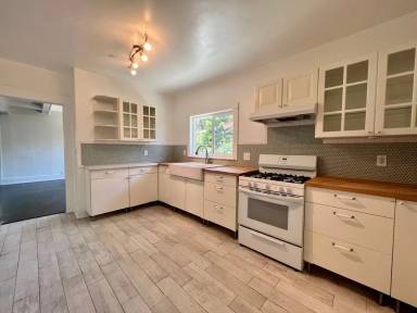 Main picture of 2822 W Avenue 33