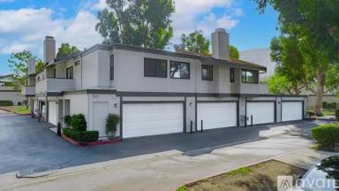 Main picture of 6474 Twin Circle Ln